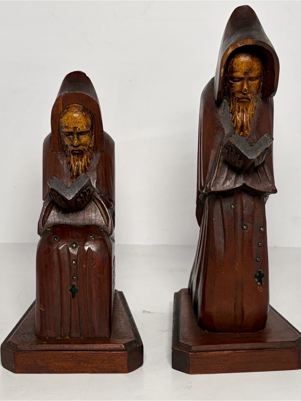 Vintage Hand Carved Wood Monk Bookends Pair Hooded Friars Reading Books 9.5”